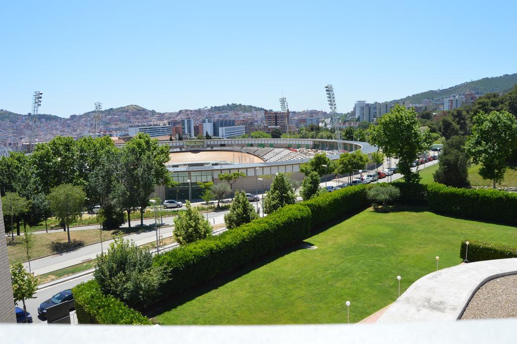 Agora Bcn. Residencia Universitaria Internacional Daire Barselona Dış mekan fotoğraf