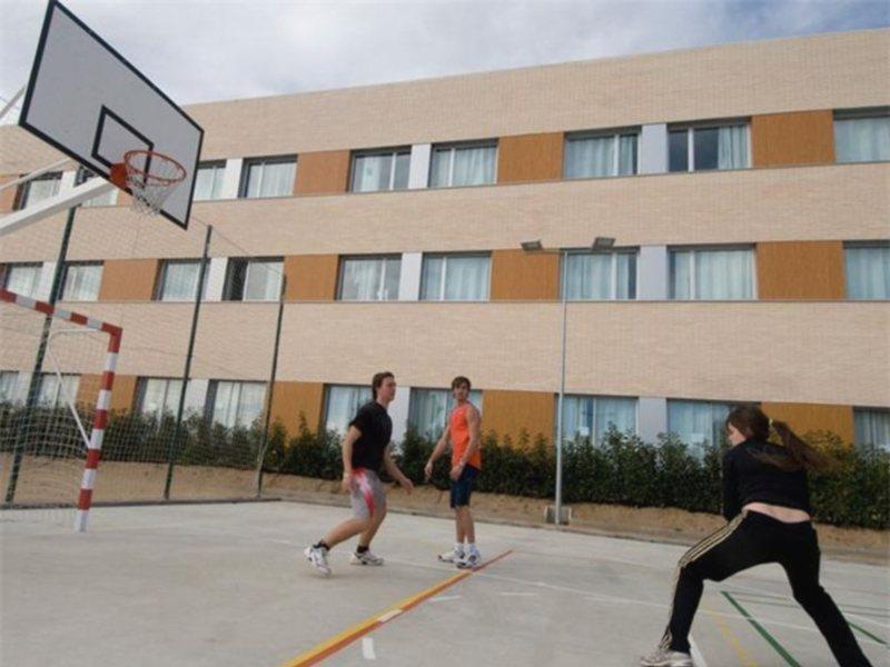 Agora Bcn. Residencia Universitaria Internacional Daire Barselona Dış mekan fotoğraf