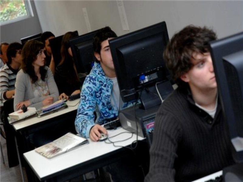 Agora Bcn. Residencia Universitaria Internacional Daire Barselona Dış mekan fotoğraf