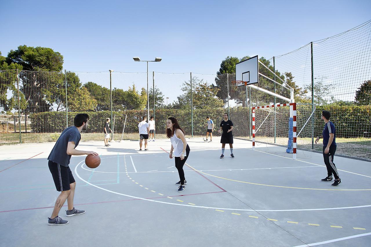 Agora Bcn. Residencia Universitaria Internacional Daire Barselona Dış mekan fotoğraf